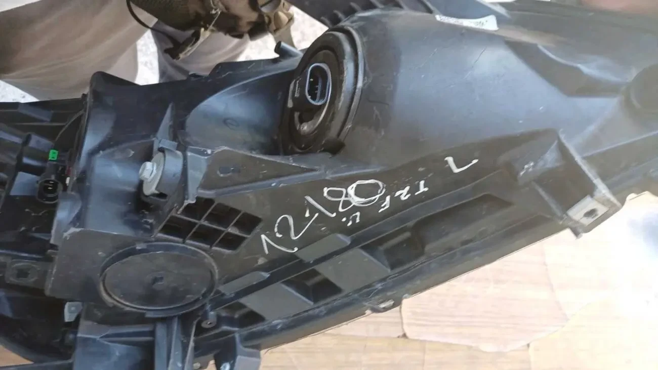 ПРОДАМ Фару передню ліву Honda Accord 13-15 USA 3