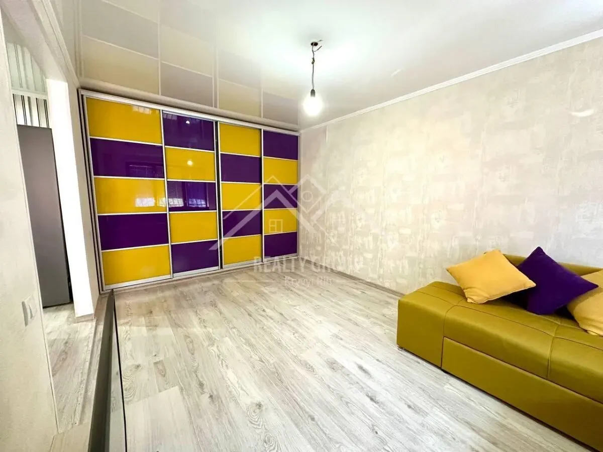 1к квартира з ремонтом і меблями на Олімпі 2