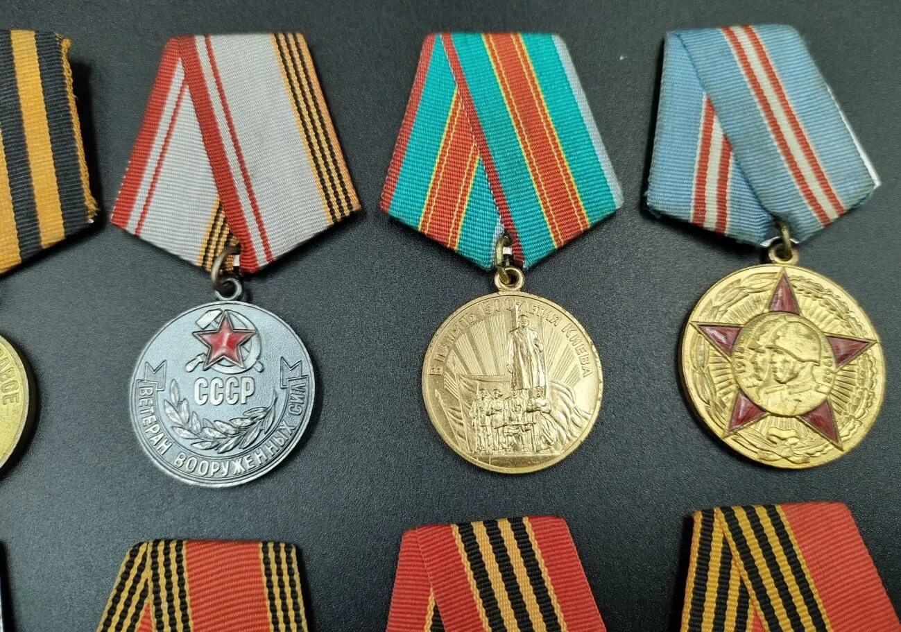 Меді радянських часів ссср ювілейні та інші номер 2 3