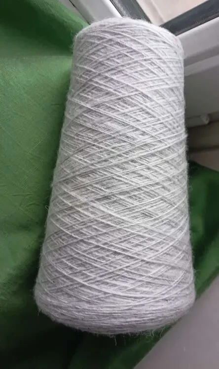 Детям теплая мягкая новая на бабине пряжа светло-серый цвет 7
