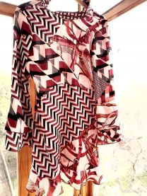 Платье 8 иксС 170 терракотовое красное розовое принт геометрия п э