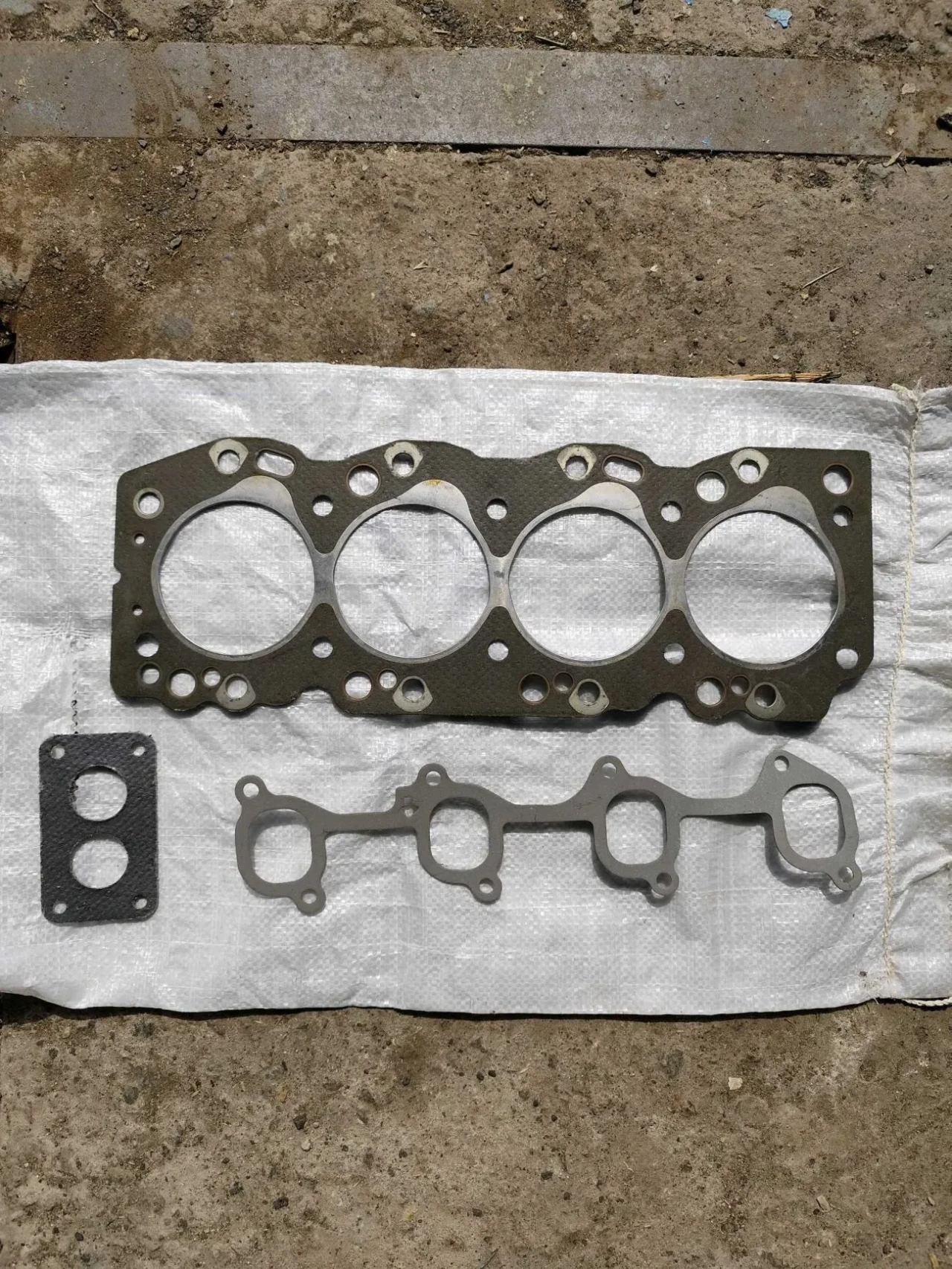 автозапчастини