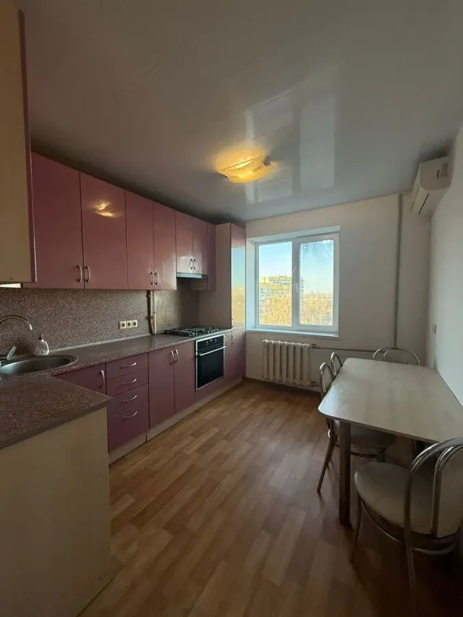 Продам 3к квартиру Березинская,18 2