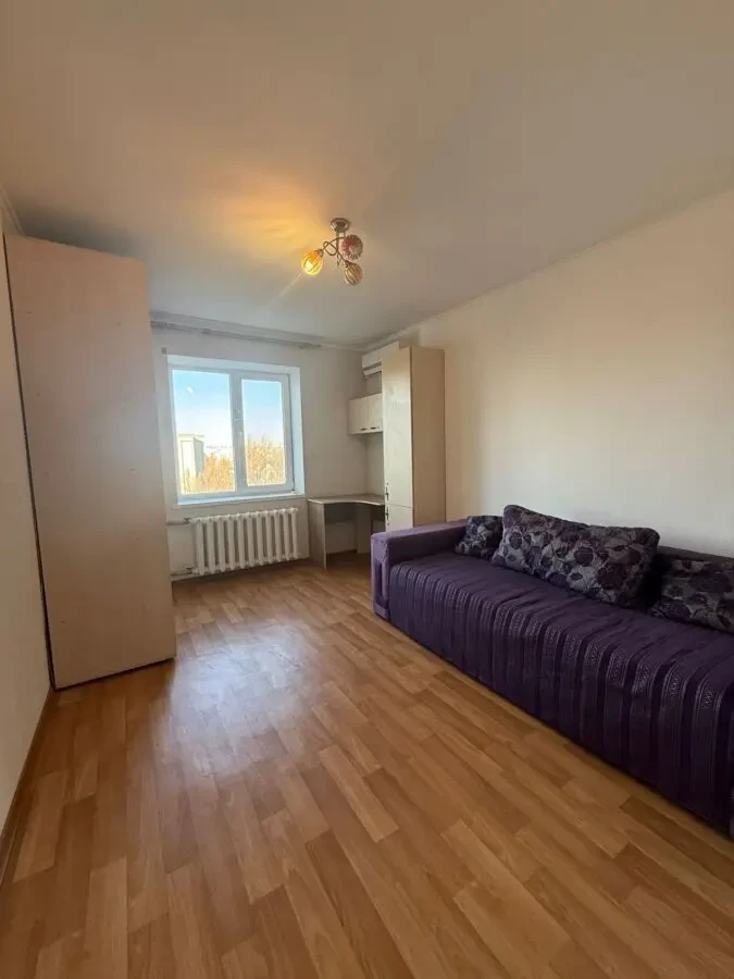 Продам 3к квартиру Березинская,18 3