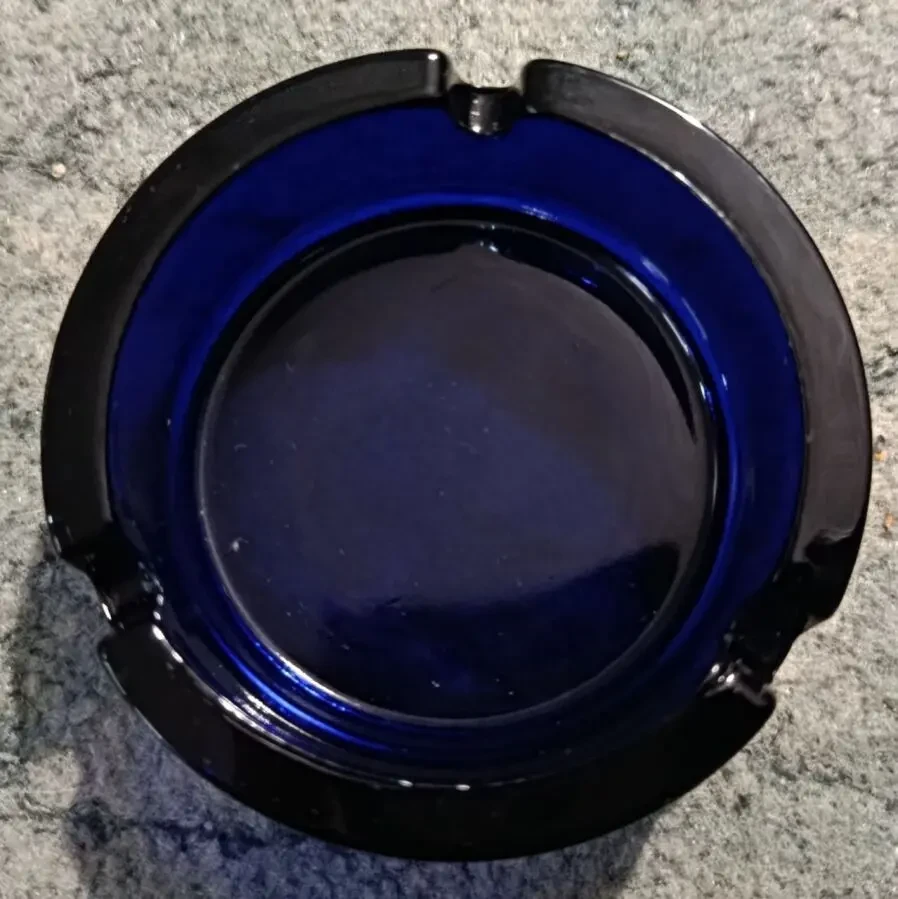 Пепельница круглая открытая 8 x 3 см