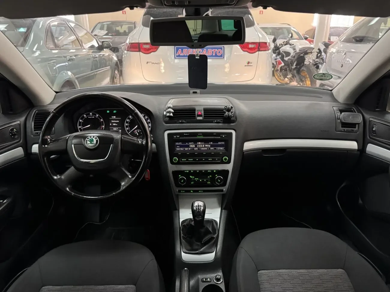 Skoda Octavia Combi 1.4TSI 16V 6МКПП 2010 р.в. (122 к.с.) 9