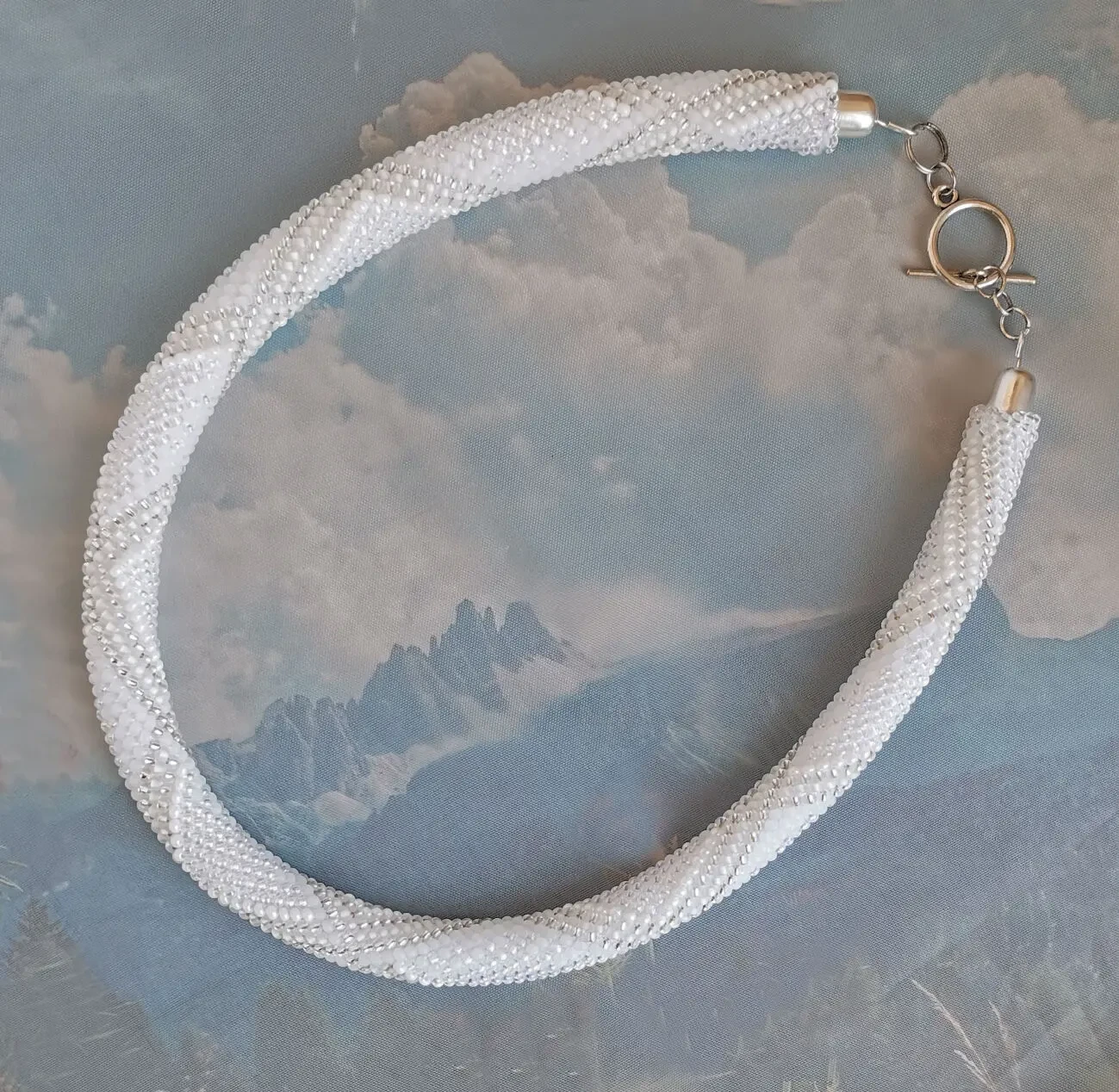 Прикраса із бісеру кольє-джгут Кришталевий дзвін 4