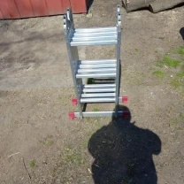 Продам  лестницу