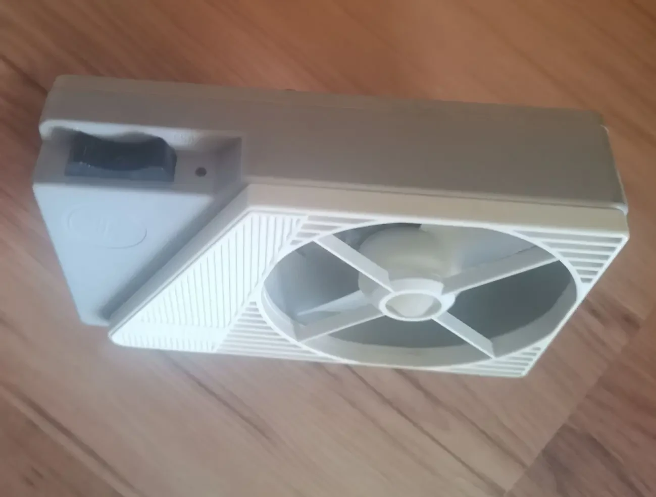 Вентилятор потативний (ручний) вінтажний Ветерок 5