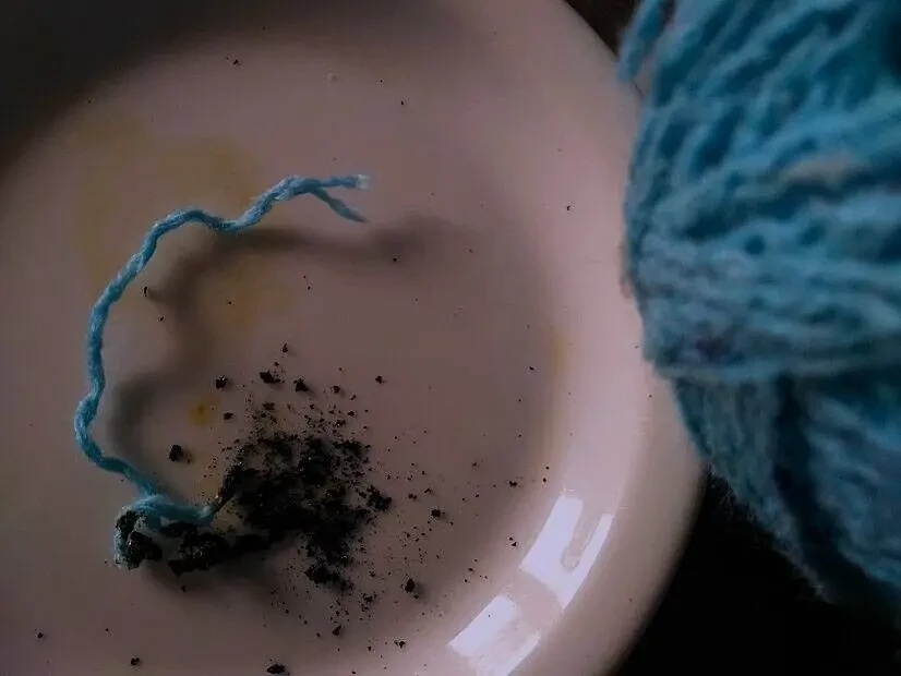 Детям Пряжа нитки шерсть голубого цвета с оттеночным меланжем вес 550 5