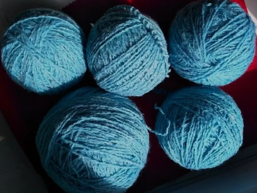 Детям Пряжа нитки шерсть голубого цвета с оттеночным меланжем вес 550 2