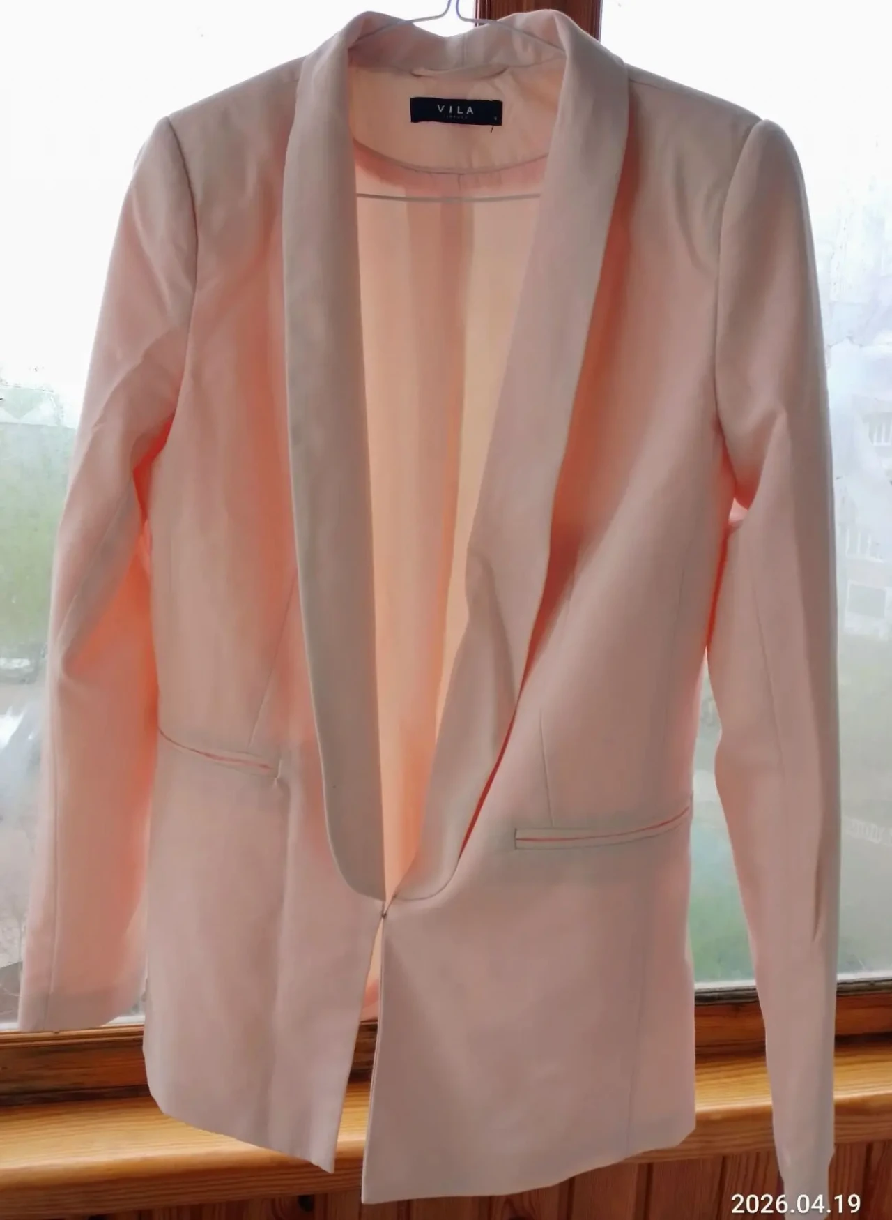 Блейзер жакет абрикосовый персиковый светлый с 8 10, Vila