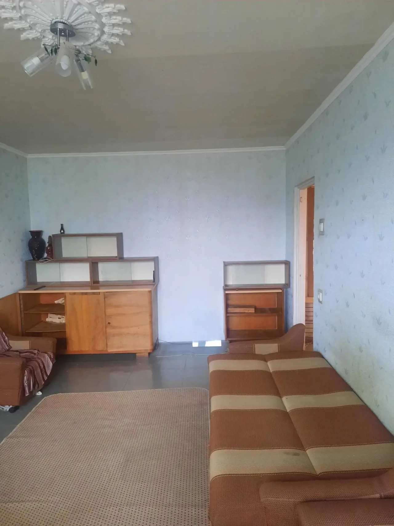 2к квартира Тополь-3. Запорожское шоссе,80 2