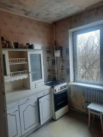 2к квартира Тополь-3. Запорожское шоссе,80