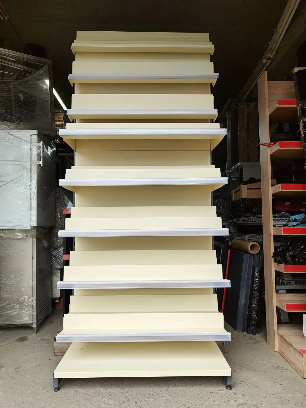 Кондитерський стелаж металевий, стелаж для кондитерки 3