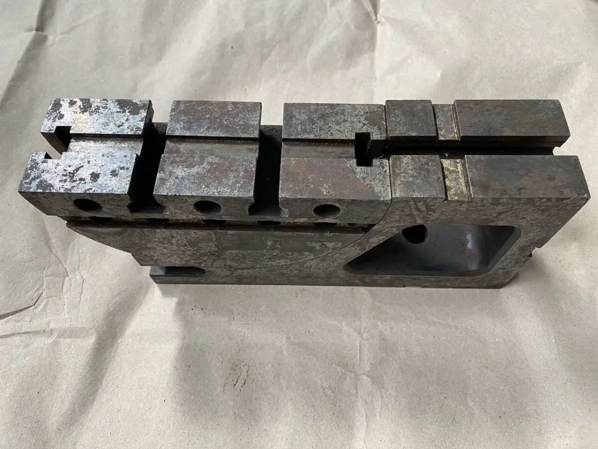 Усп 12 кронштейн поворотний 6