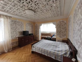 4-х комнатная квартира с евроремонтом на Левитана по интересной цене