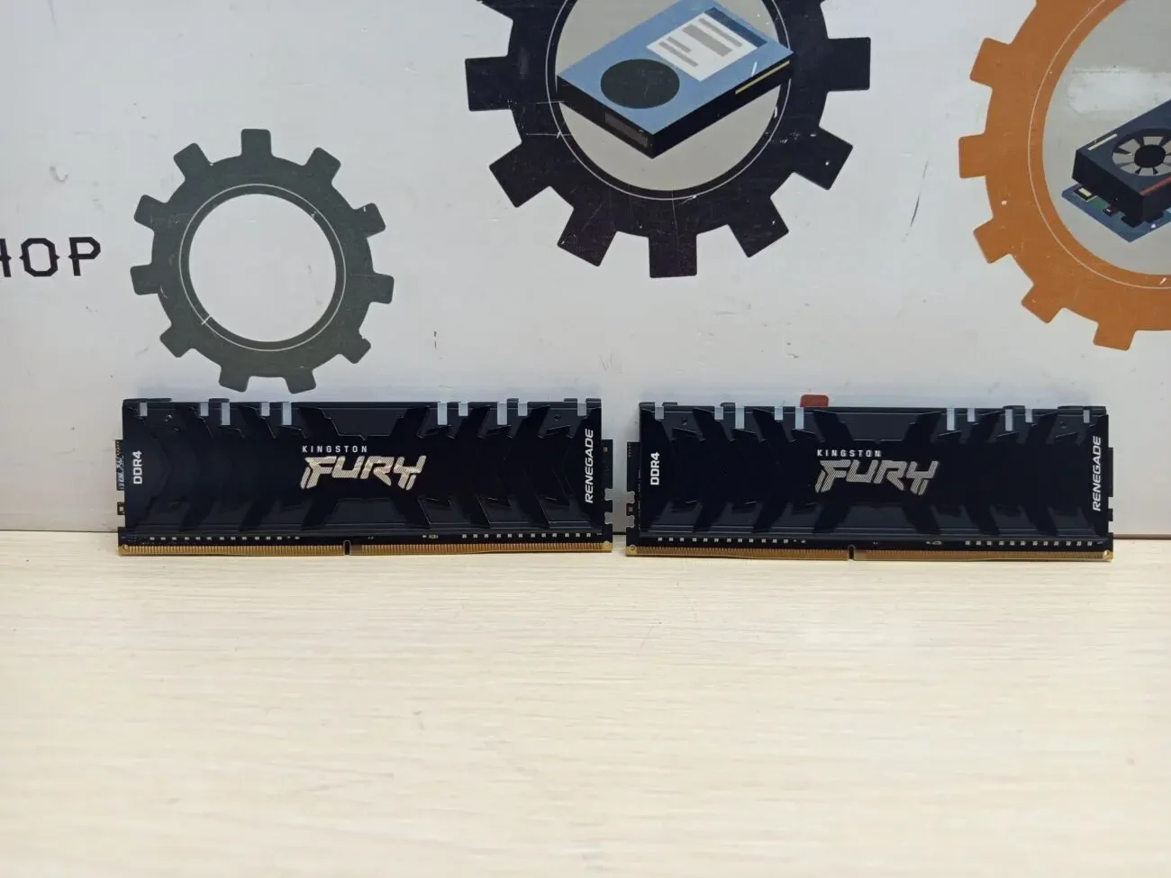 Модуль пам'яті DDR4 Kingston FURY Renegade 2x16GB 4000MHz