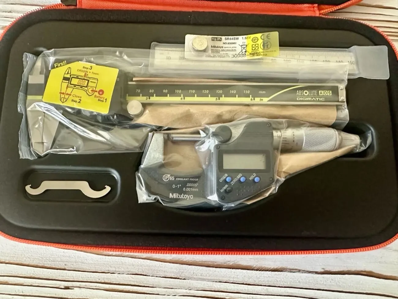 Набір інструмента Штангенциркуль + Мікрометр + Лінійка Mitutoyo