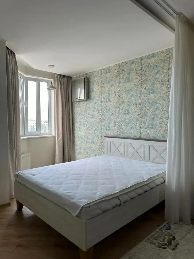 Сдам классную 1 комнатную квартиру на Таирова в новом ЖК Левитана 3