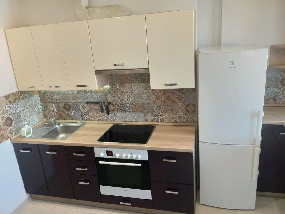 Сдам классную 1 комнатную квартиру на Таирова в новом ЖК Левитана 6