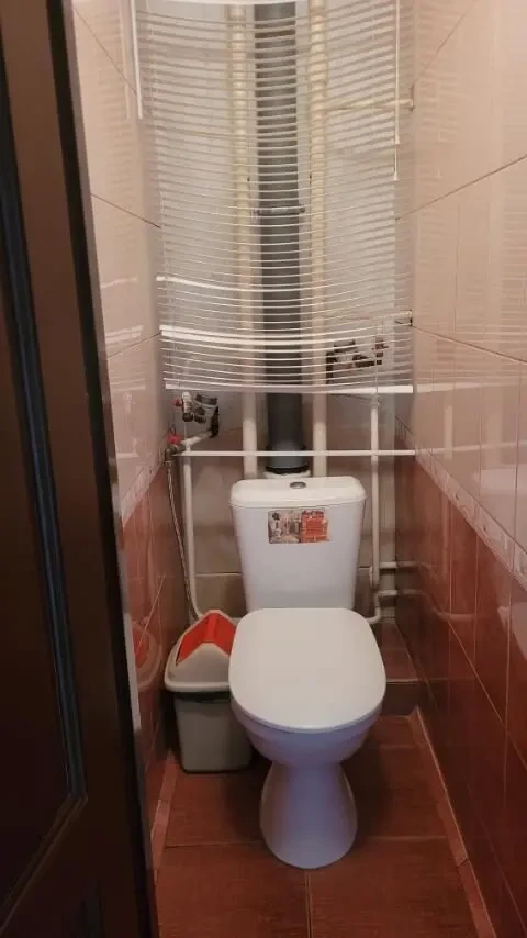 Продам затишну акуратну 2-кімнатну квартиру на Салтівці 7