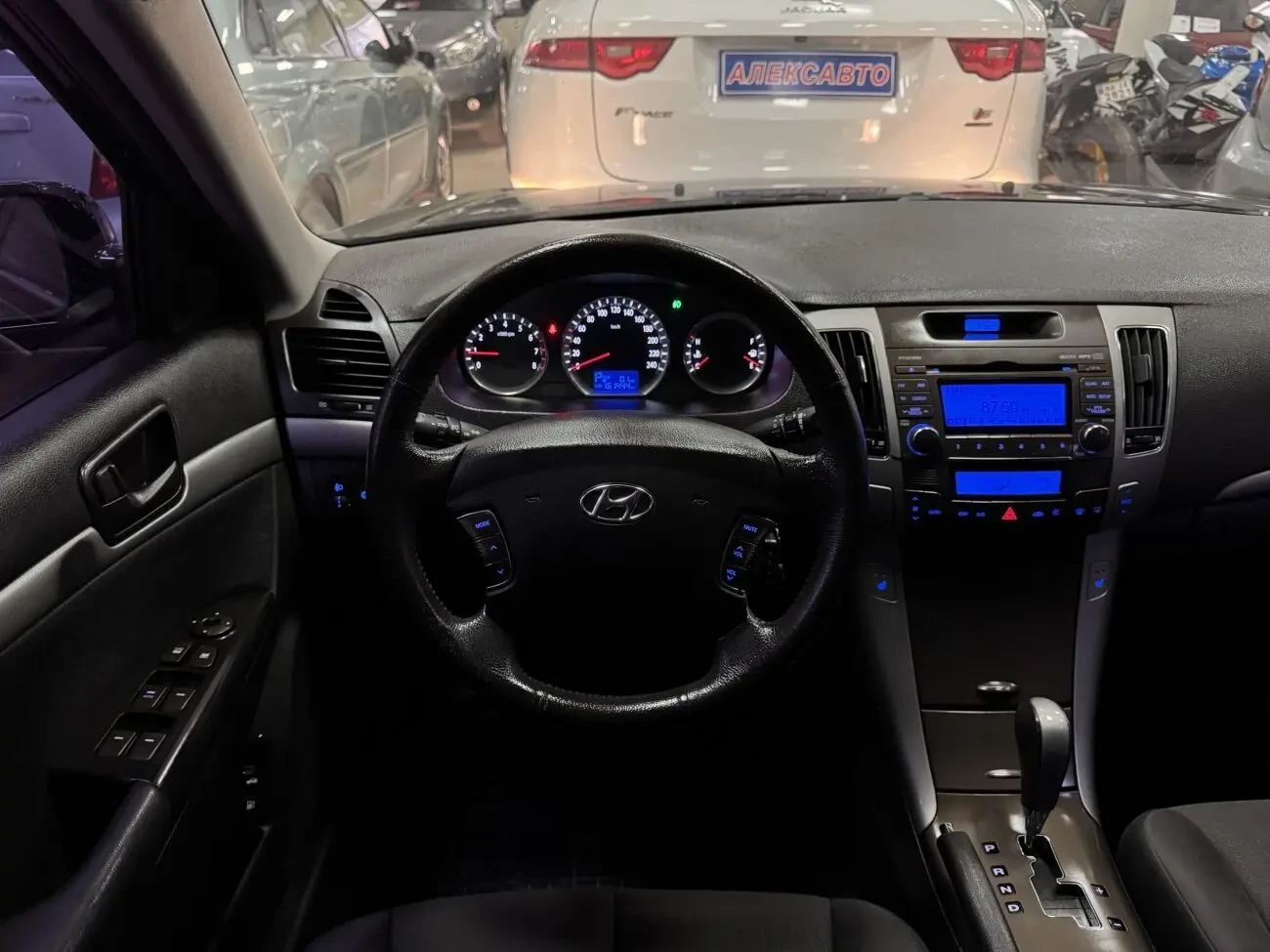 Hyundai Sonata 2.0і 16V 4АКПП 2010 р.в. (165 к.с.) 9