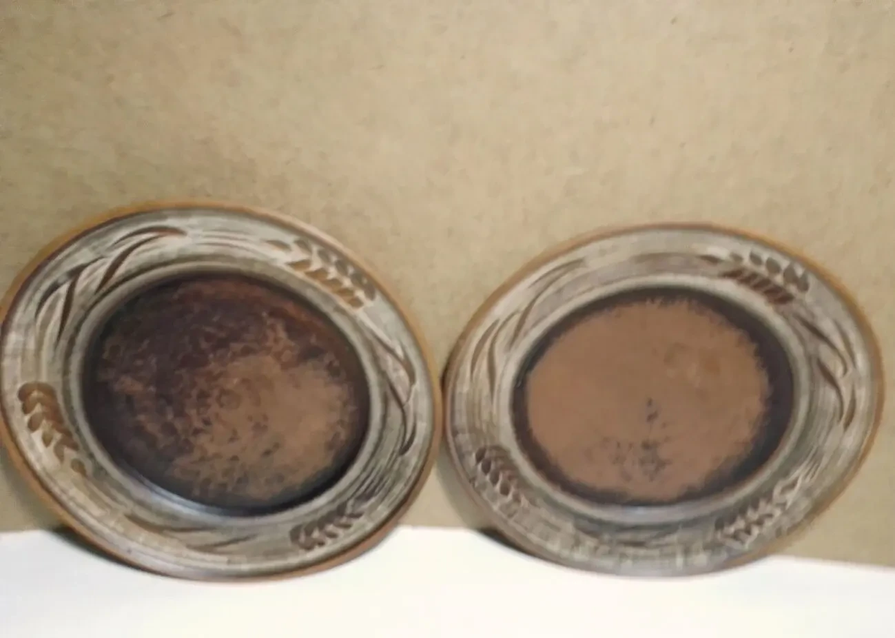 Тарелка плоская фарфор керамика белая коростень, барановка, коричневая 2