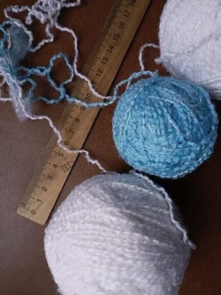 Набор для творчества пряжа нитки белого и голубого цвета. Общий Вес 13 9