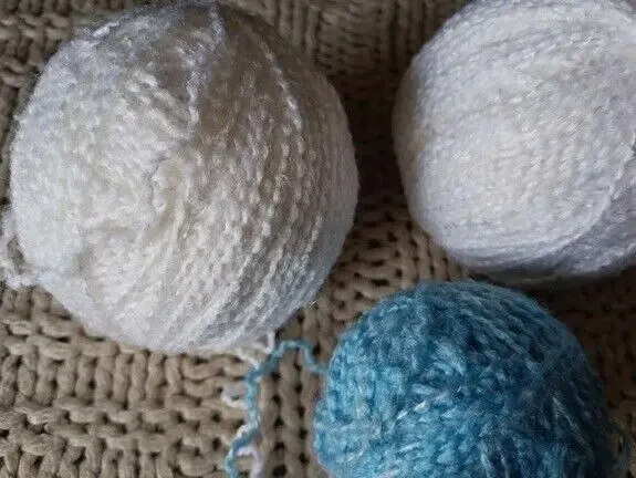 Набор для творчества пряжа нитки белого и голубого цвета. Общий Вес 13 6