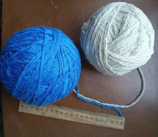 Набор для творчества Пряжа нитки небесно-голубая,кремово-белая шерст 7