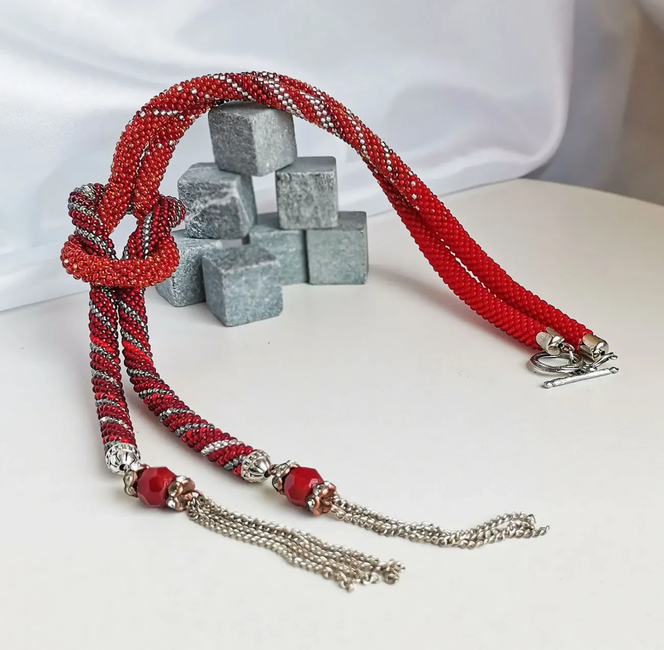 Прикраса із бісеру кольє-джгут Глянець 2