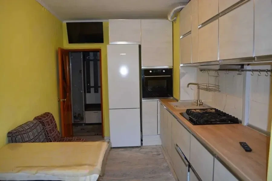 3-х ком. чешка с ремонтом на жил. массиве Школьный по интересной цене 9