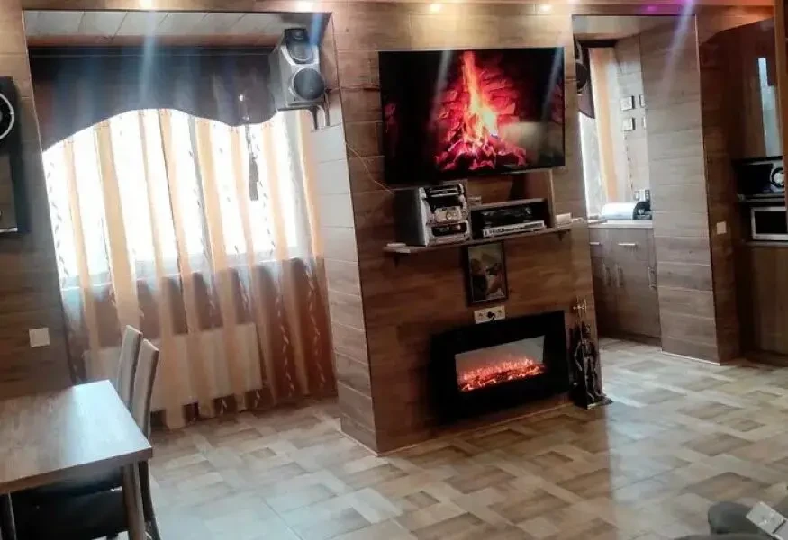 3-к. кв-ра в новом сданном доме с дизайнерским ремонтом на Грушевского 7