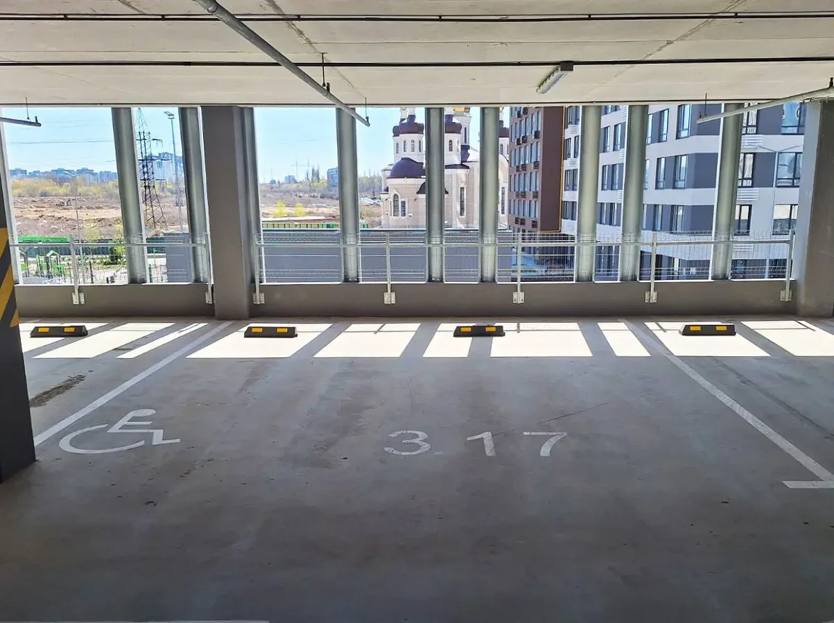 Оренда паркомісця Варшавський 3 Паркінг Всеволода Змієнка 32 2