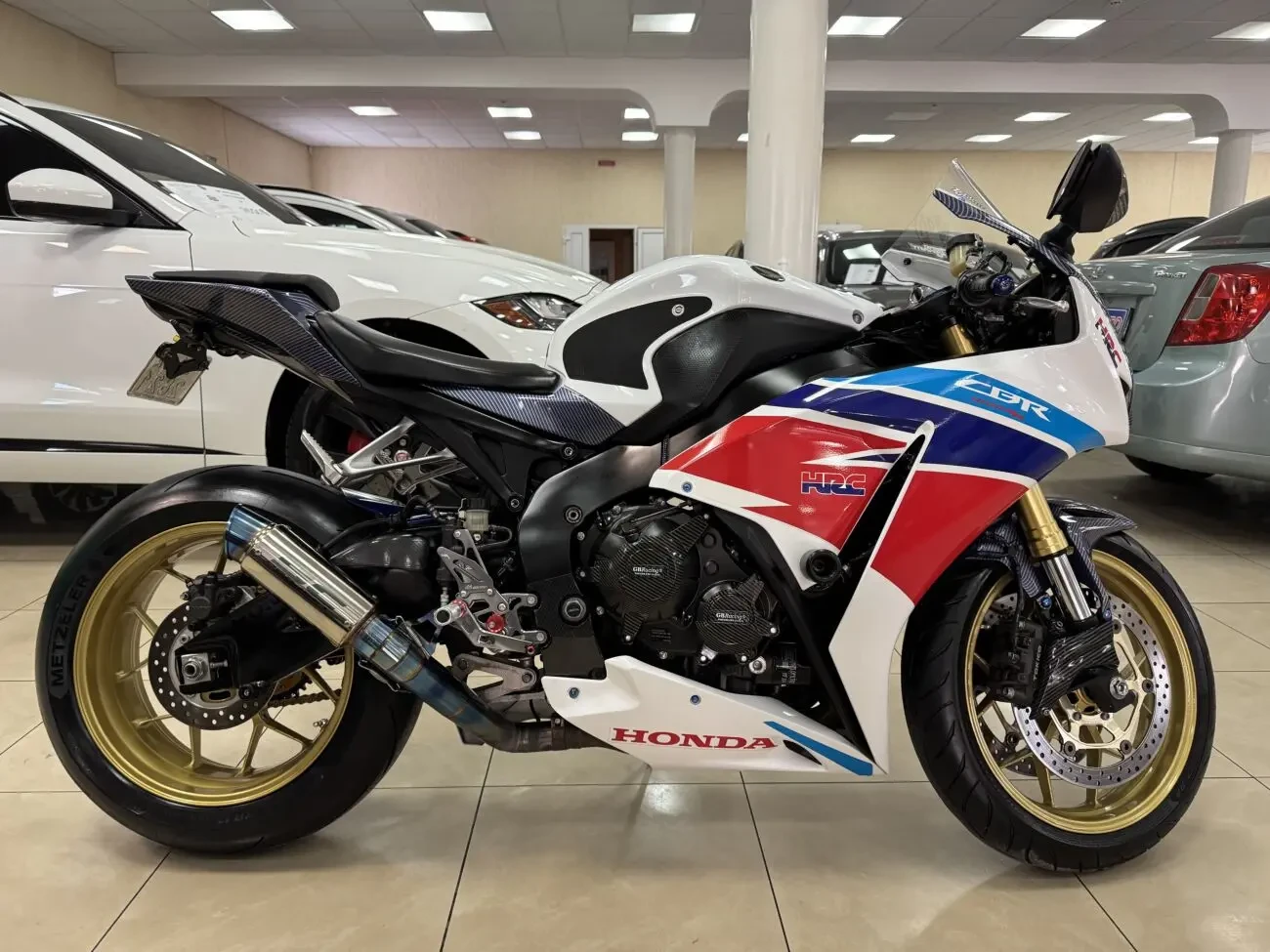 Honda CBR1000RR Fireblade 1.0i 16V 6МКПП 2014 р.в. (181 к.с.) 8