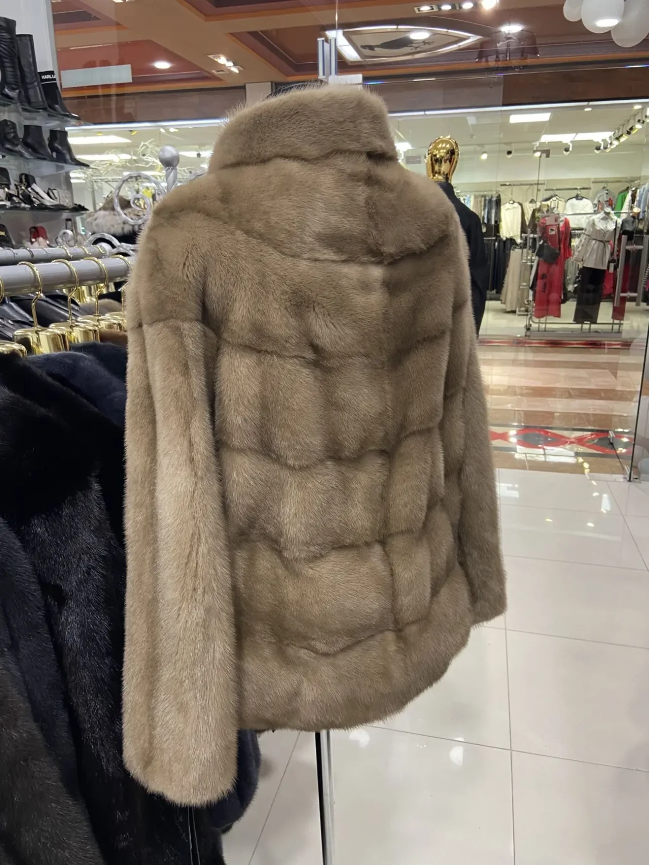 Шуба норкова колір пастель,пояс,на стійку,Греція 3