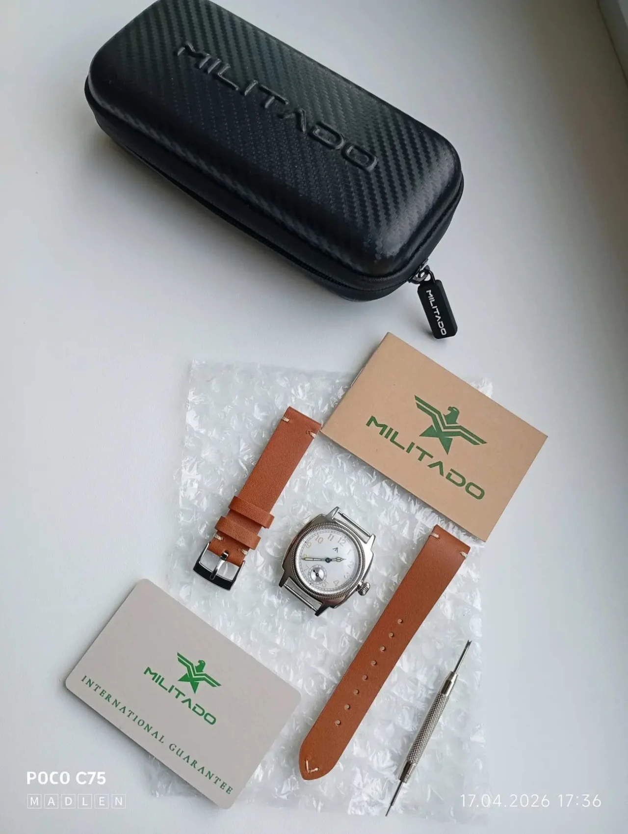 Часы  мужские кварцевые Militado ML 03 vs Berny 2945M-GRN 2