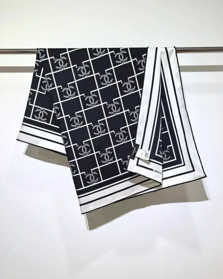 Хустинка Chanell 7