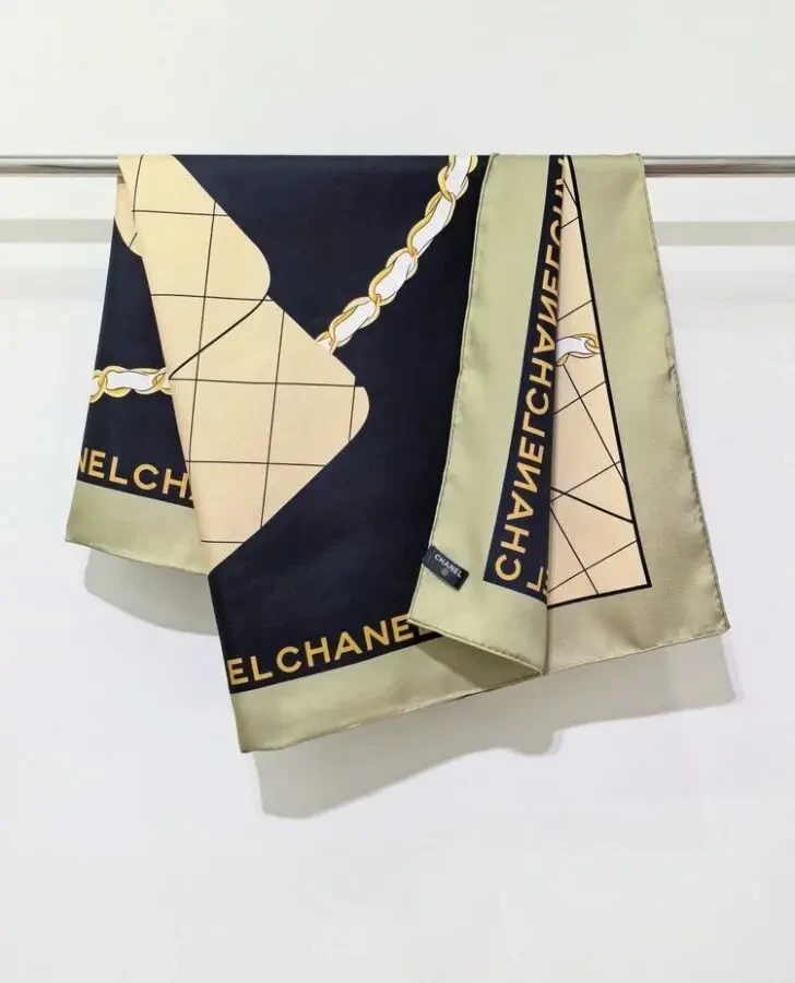 Хустинка Chanell 4