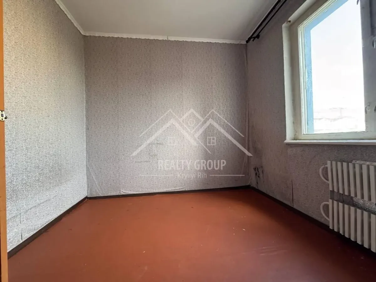 Продається 3-кімнатна квартира покращеного планування на Східному-2 10