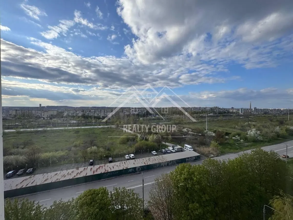 Продається 3-кімнатна квартира покращеного планування на Східному-2 8