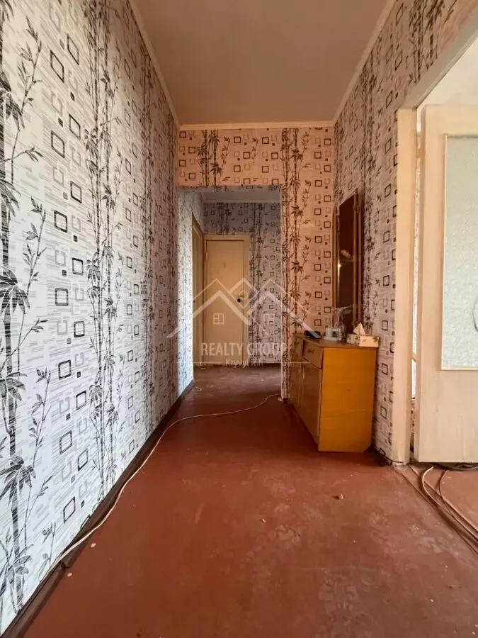 Продається 3-кімнатна квартира покращеного планування на Східному-2 3