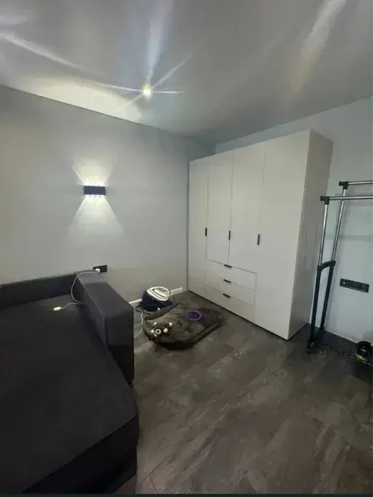 Стильная студия с новым ремонтом 4