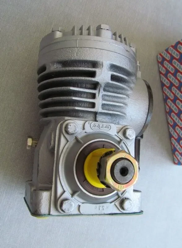 Тяга рульова поздовжня автобус Богдан ,вантажівка ISUZU 10