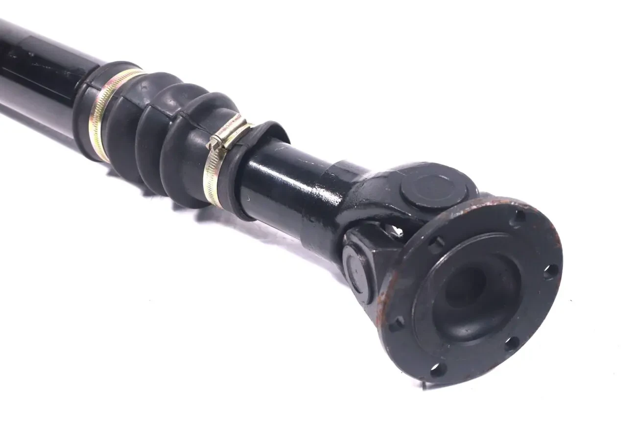 Вилка карданного вала з фланцем і хрестовиною Еталон,ТАТА 4