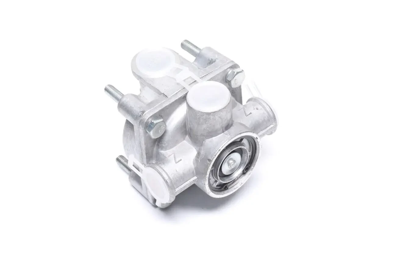 Вилка карданного вала з фланцем і хрестовиною Еталон,ТАТА 7