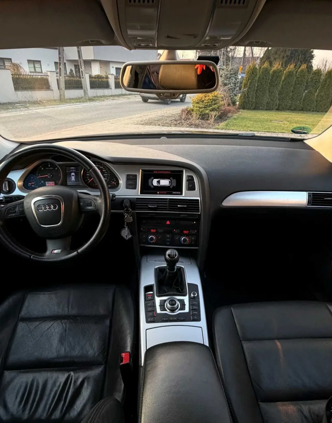 Продам Audi A6 C6 9