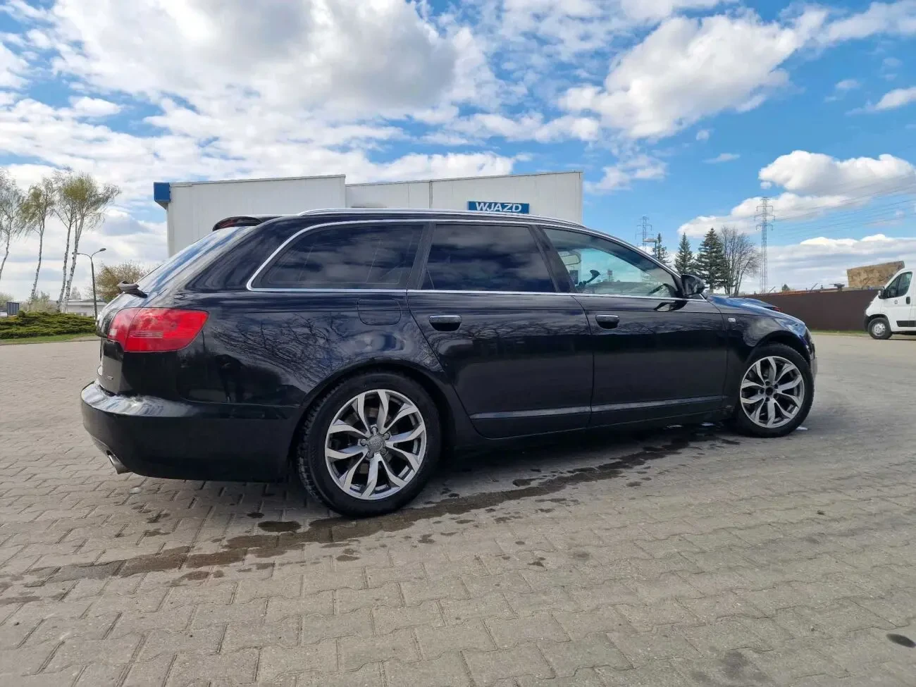Продам Audi A6 C6 5