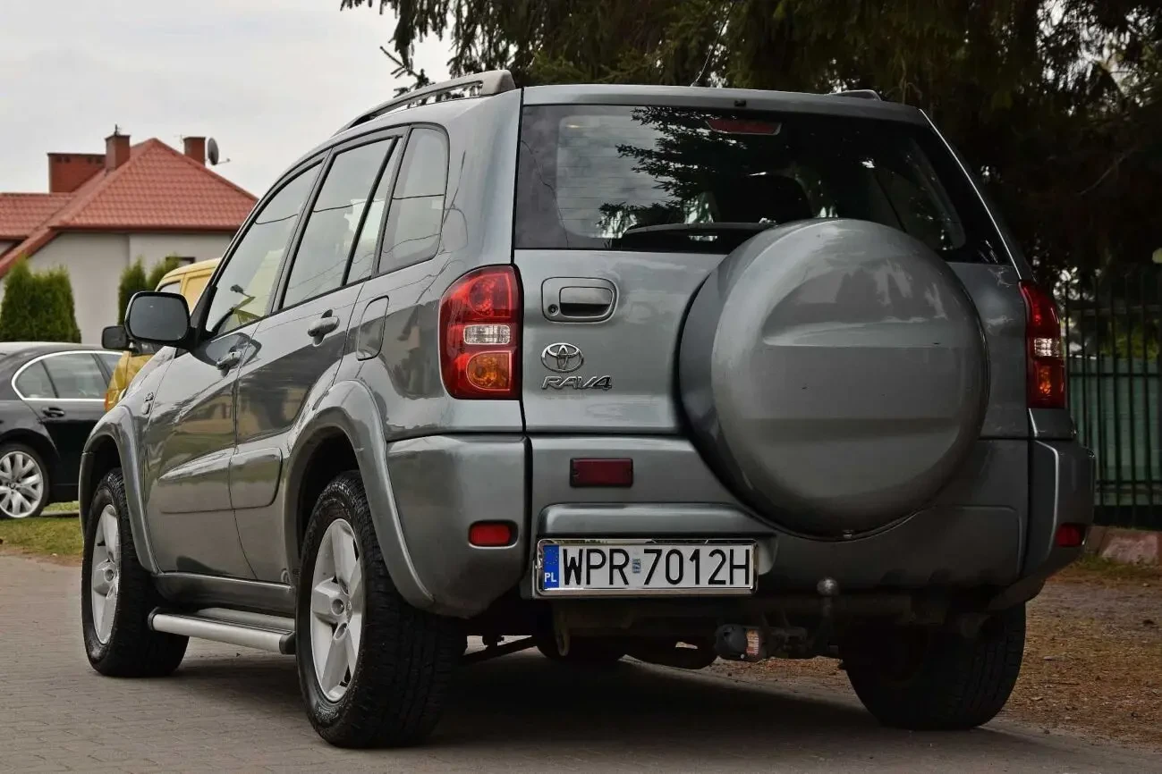 Продам Toyota RAV4 3